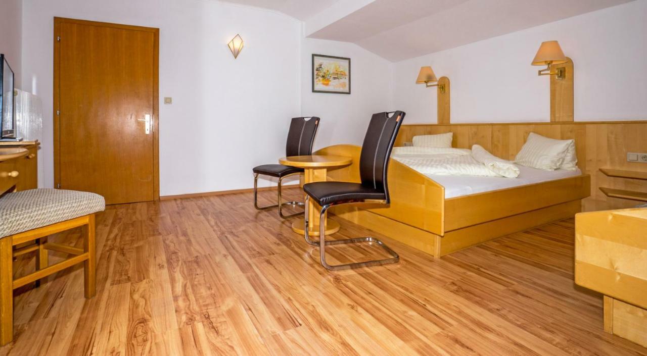 Haus Stampfer Hotel Weissensee Exterior photo